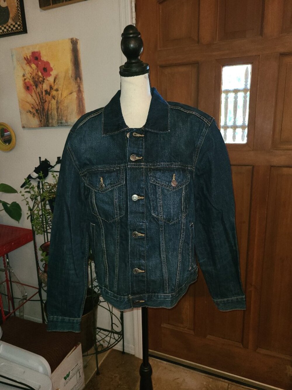 Old Navy Jean Jacket Mens Size Dark Blue Denim Trucker Pockets Button Up NWT